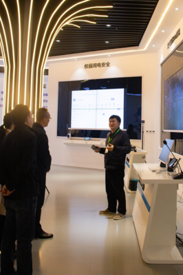 銅川市委副秘書(shū)長(zhǎng)吳陽(yáng)一行蒞臨我院考察電子軟硬件產(chǎn)品研發(fā)工作